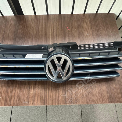 Volkswagen Jetta 1J5853655C Çıkma Ön Panjur 1999-2005